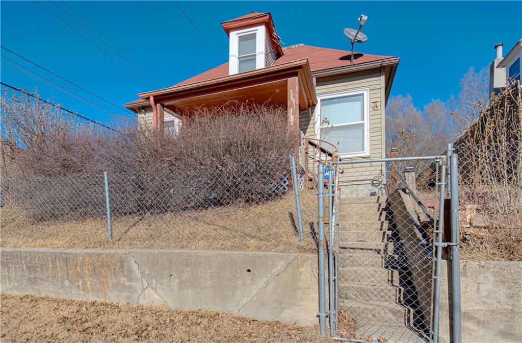 Listing Photo MLS #HMS2596053