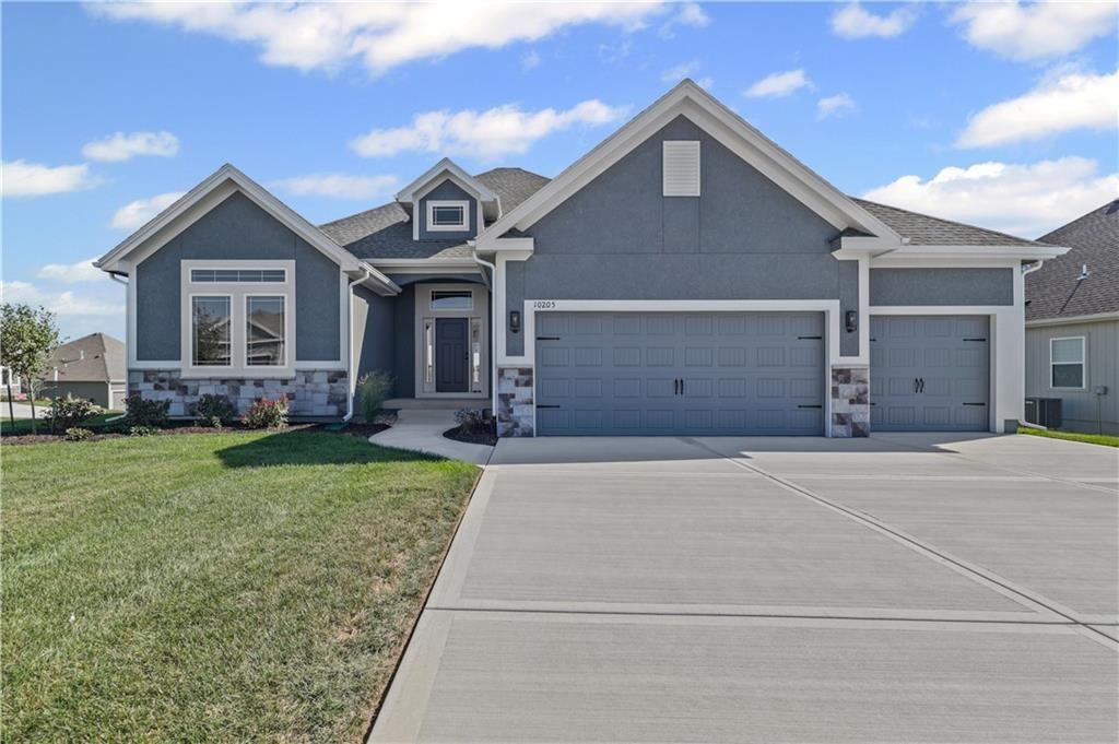 Listing Photo MLS #HMS2596179