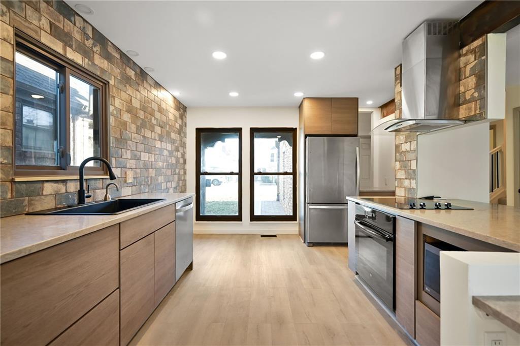 Listing Photo MLS #HMS2596518