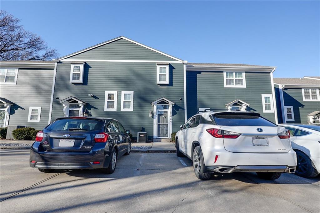 Listing Photo MLS #HMS2596558