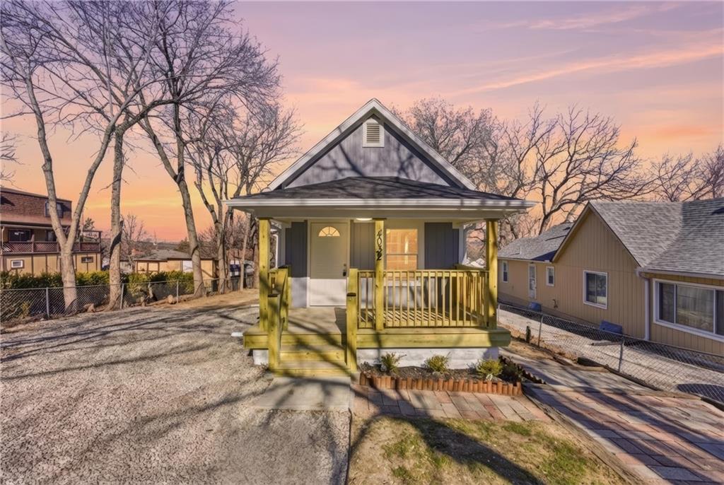 Listing Photo MLS #HMS2597761