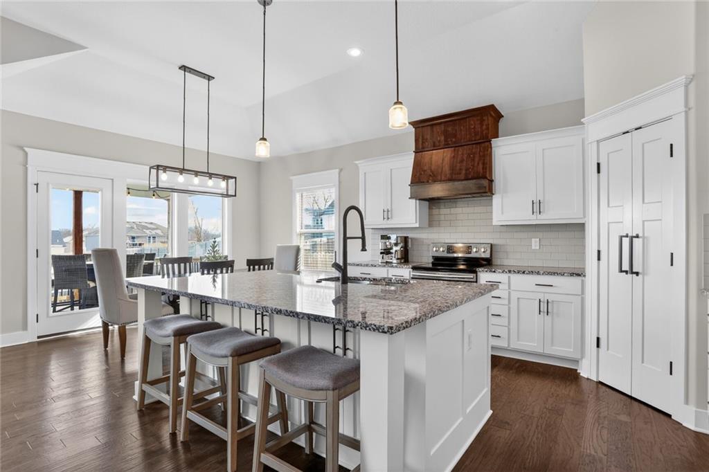 Listing Photo MLS #HMS2599299