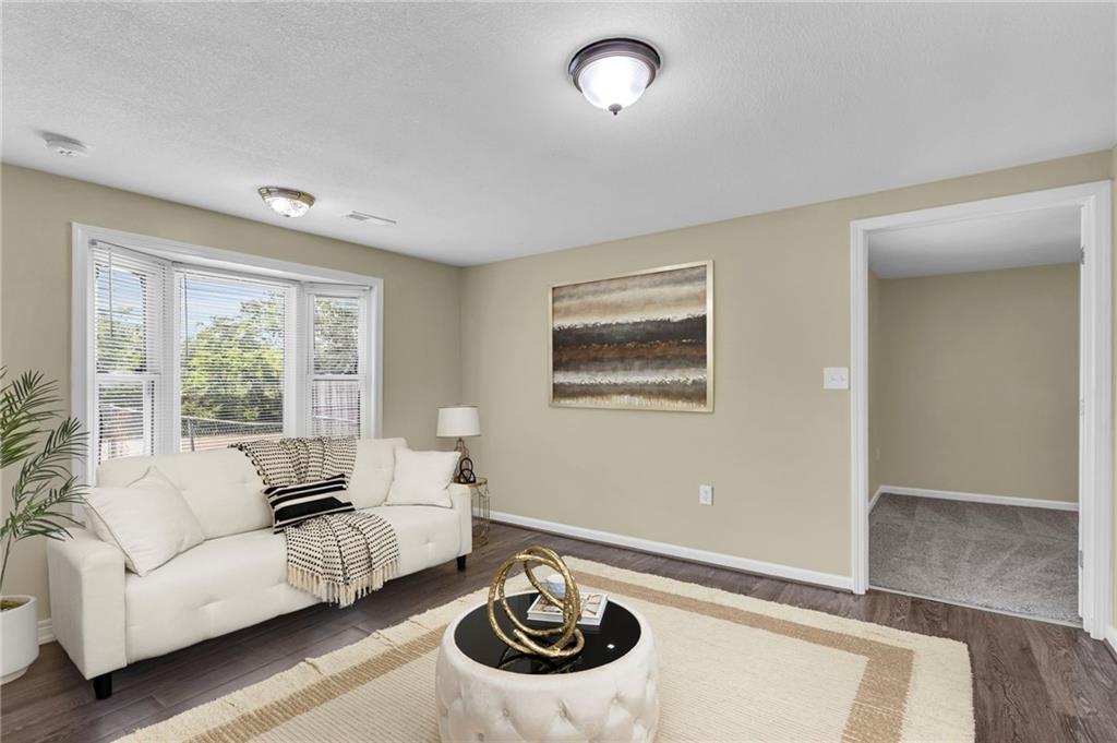 Listing Photo MLS #HMS2600518