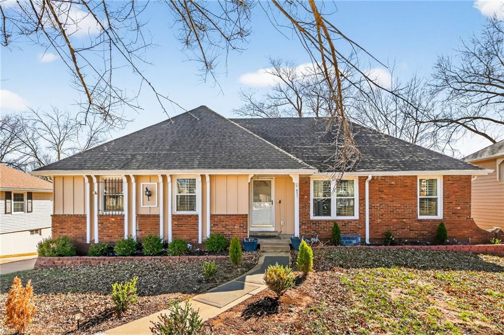 Listing Photo MLS #HMS2602047