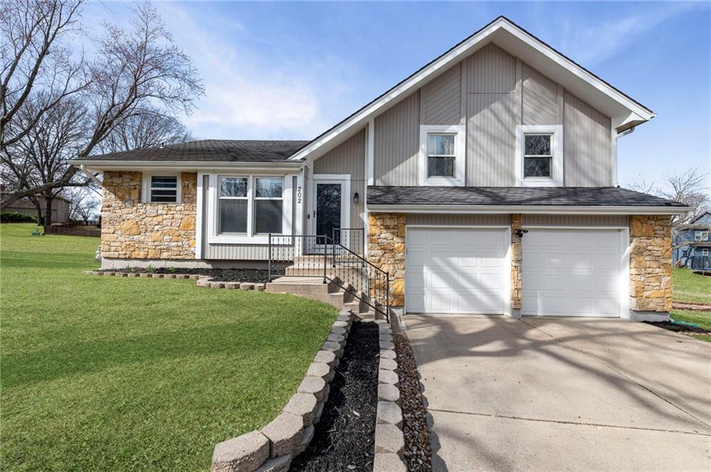 Listing Photo MLS #HMS2602582