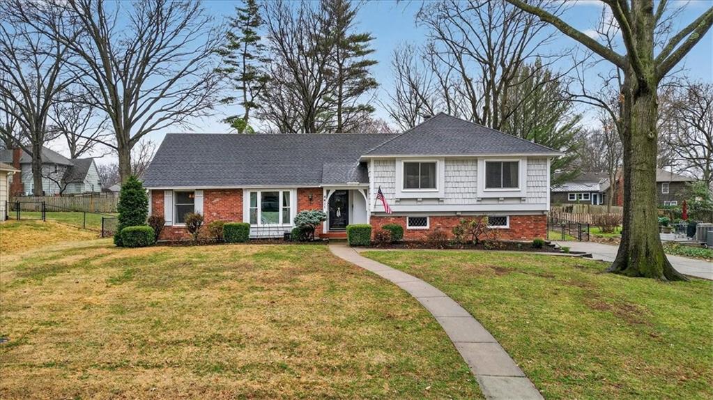 Listing Photo MLS #HMS2603638