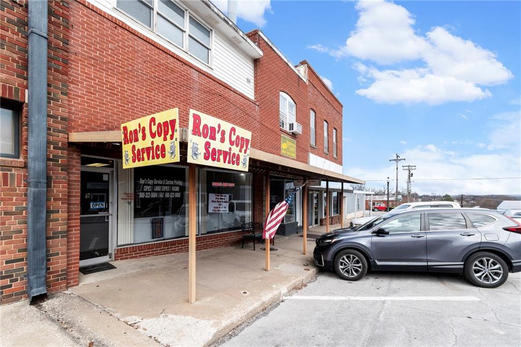 Listing Photo MLS #HMS2604130