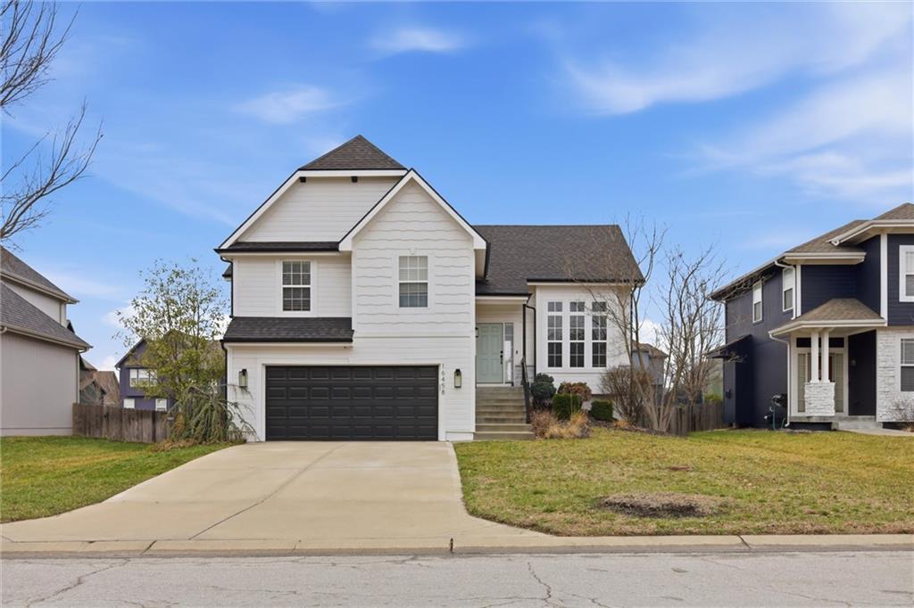 Listing Photo MLS #HMS2604180