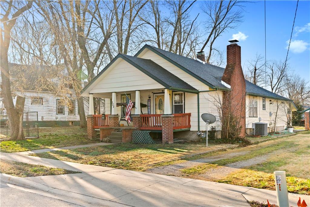 Listing Photo MLS #HMS2604185