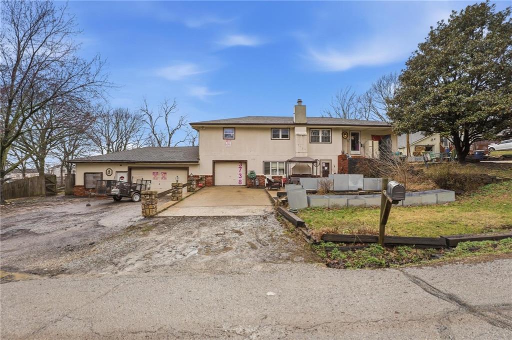 Listing Photo MLS #HMS2604200