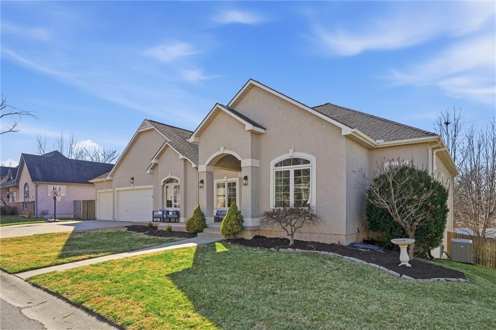 Listing Photo MLS #HMS2604497