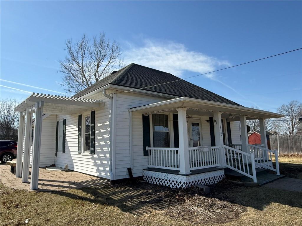 Listing Photo MLS #HMS2604586