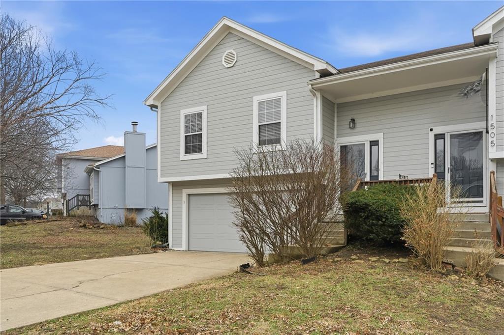 Listing Photo MLS #HMS2605022