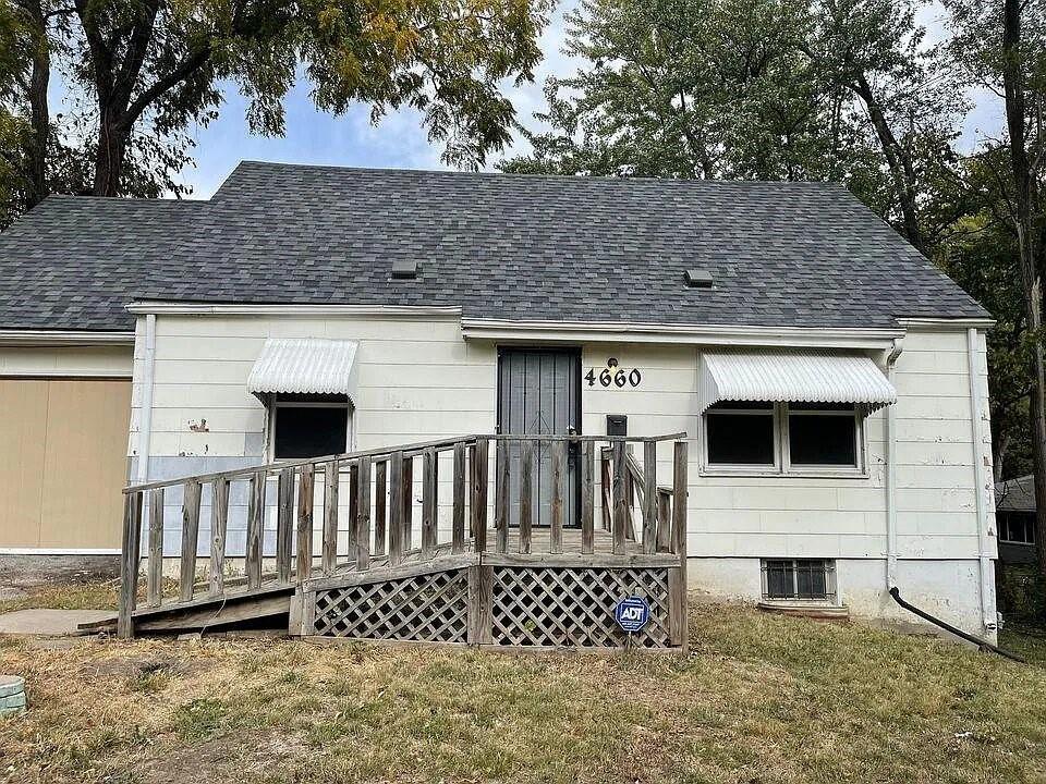 Listing Photo MLS #HMS2605059