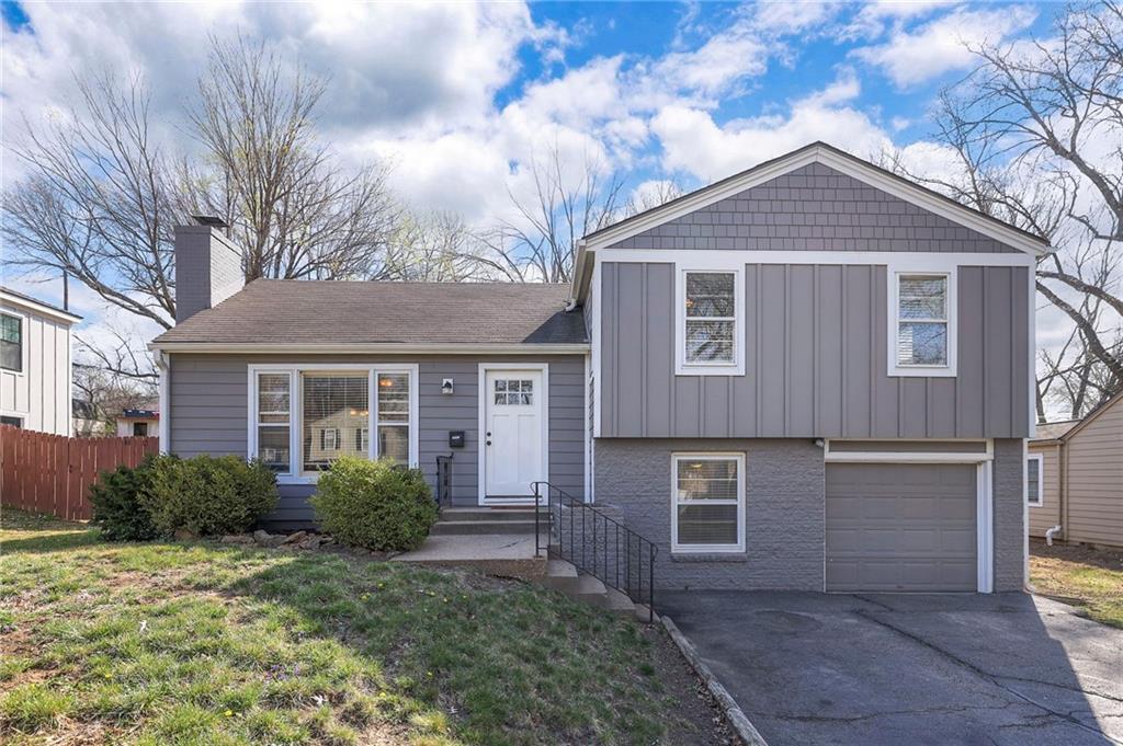 Listing Photo MLS #HMS2605733