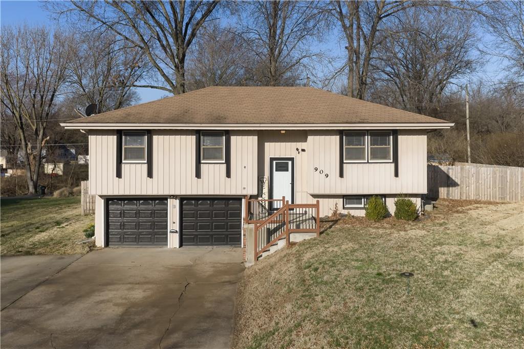 Listing Photo MLS #HMS2605971