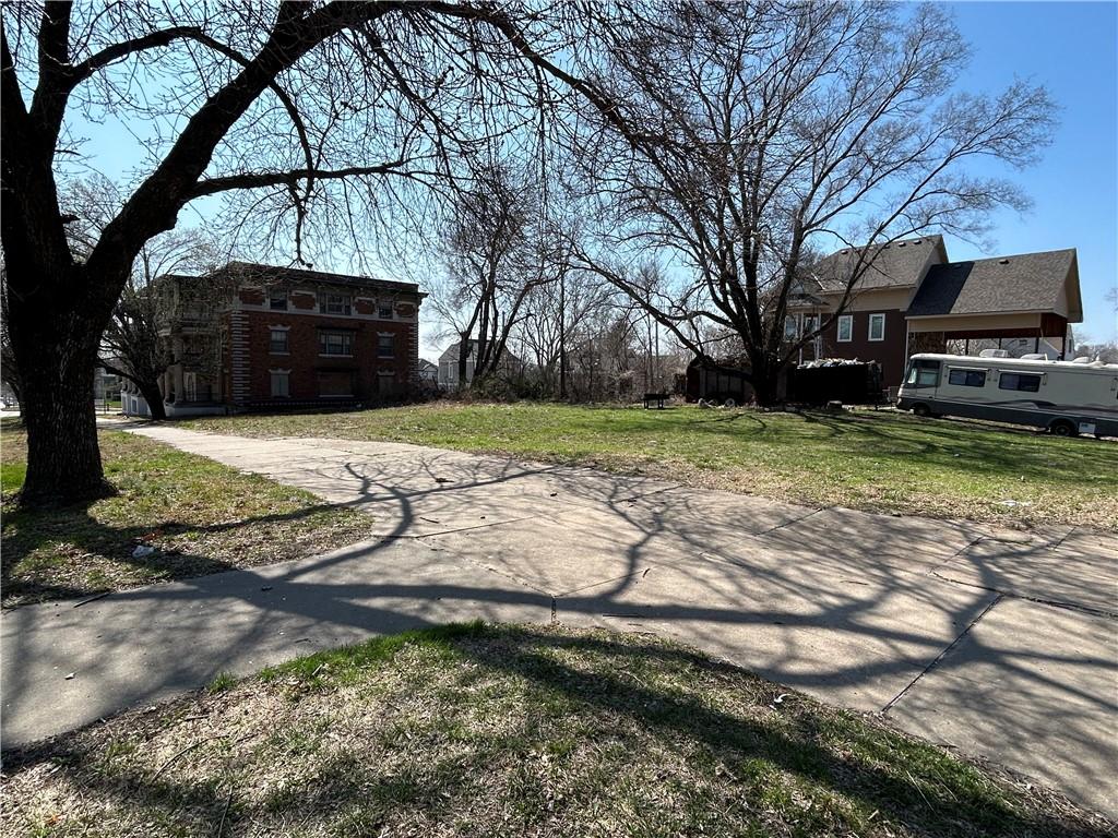 Listing Photo MLS #HMS2606637