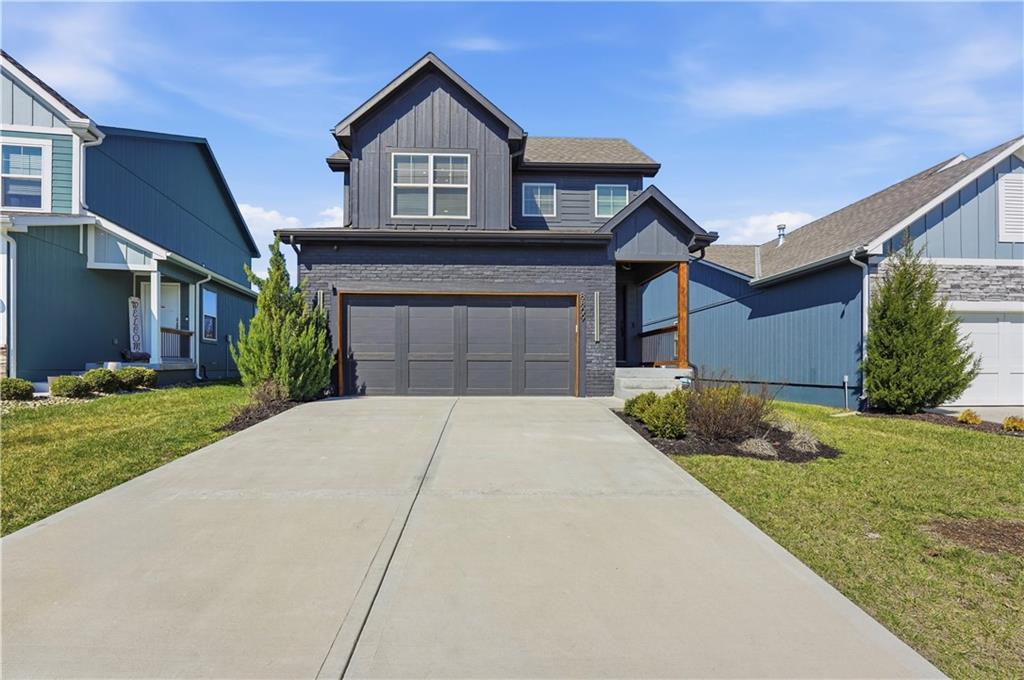 Listing Photo MLS #HMS2606924