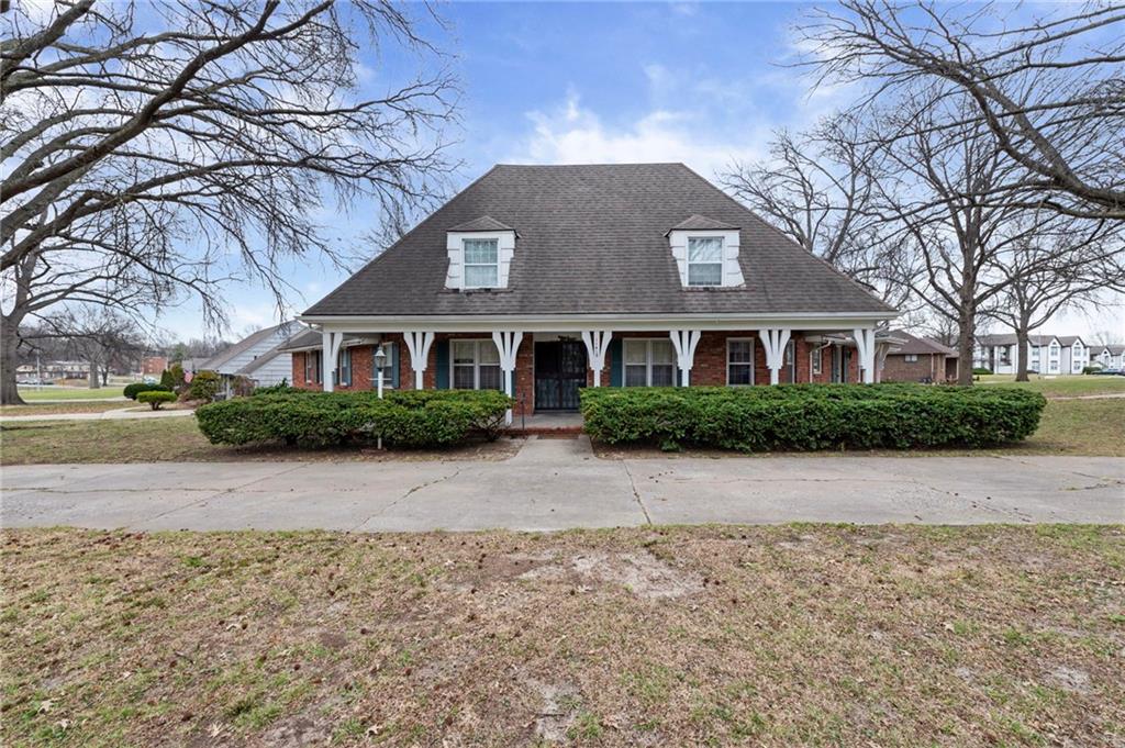 Listing Photo MLS #HMS2607072