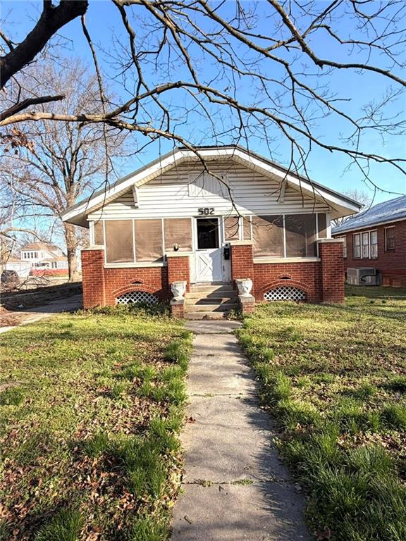 Listing Photo MLS #HMS2607129