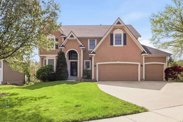 Listing Photo MLS #HMS2607419