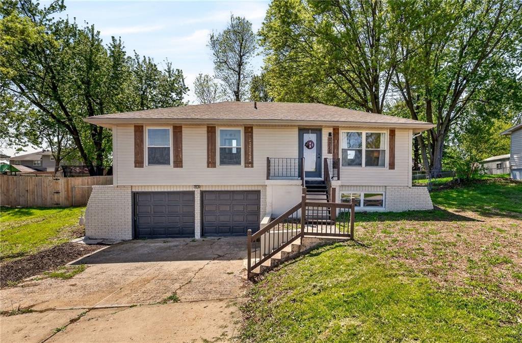 Listing Photo MLS #HMS2607676