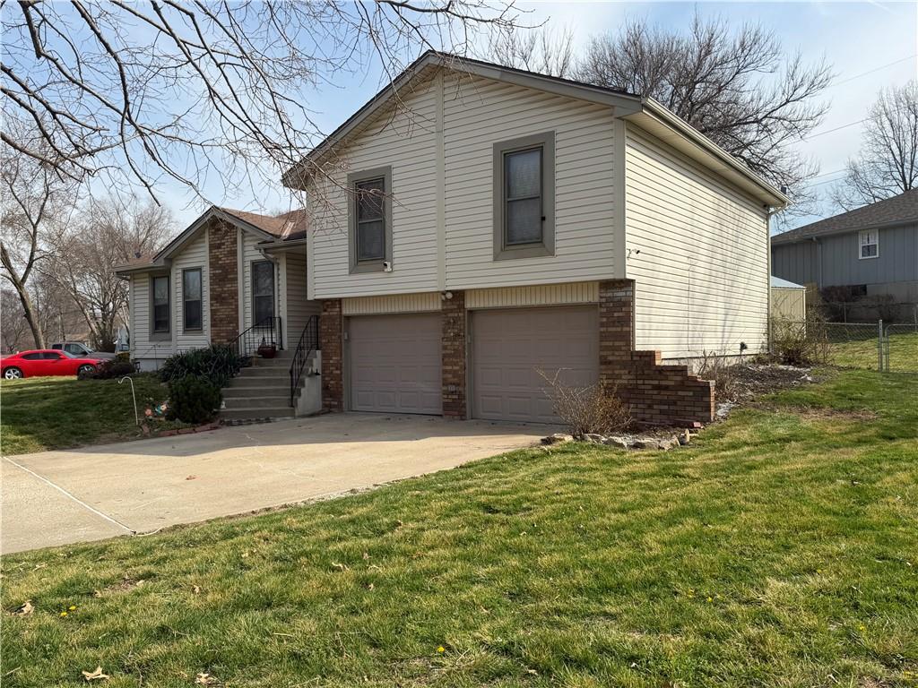 Listing Photo MLS #HMS2608265