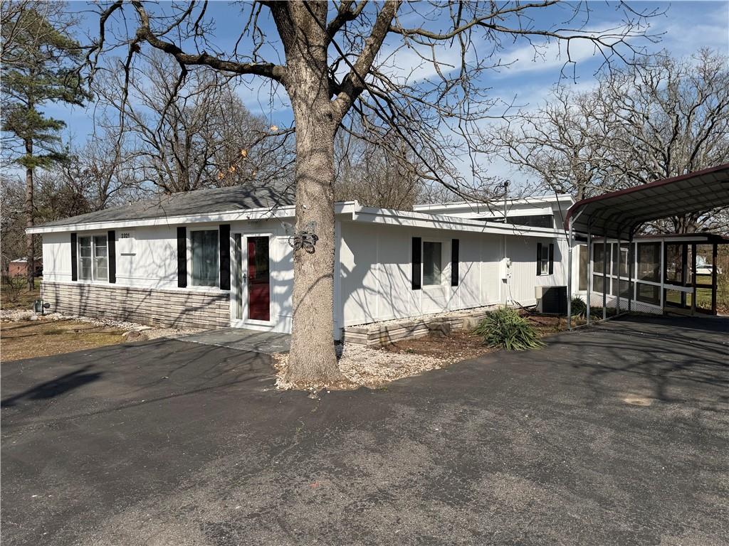 Listing Photo MLS #HMS2608663