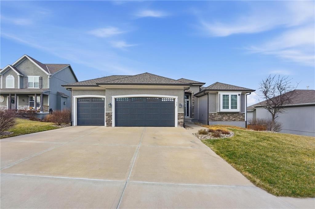 Listing Photo MLS #HMS2608965