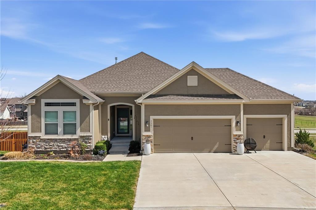 Listing Photo MLS #HMS2609329