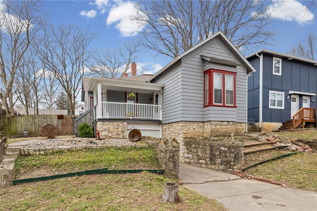 Listing Photo MLS #HMS2609413