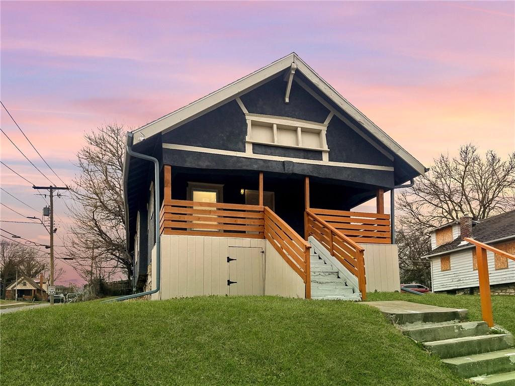 Listing Photo MLS #HMS2609636