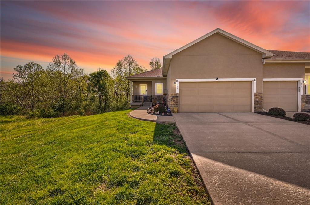 Listing Photo MLS #HMS2610213