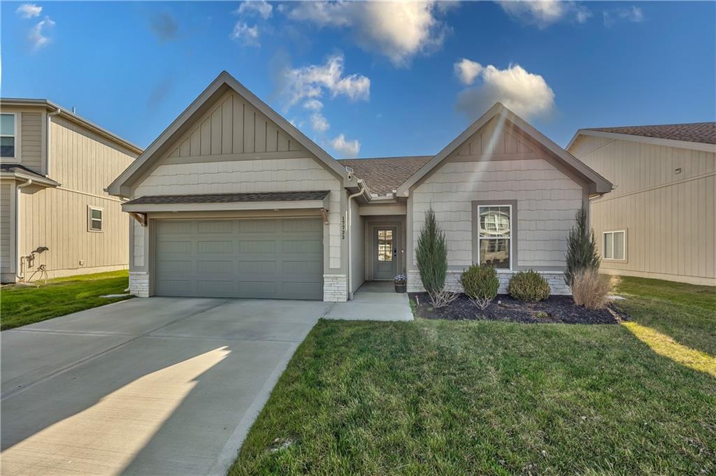 Listing Photo MLS #HMS2610499