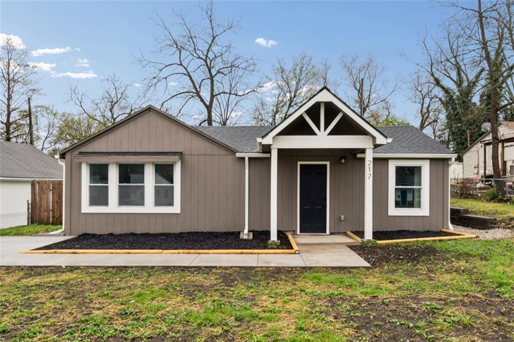 Listing Photo MLS #HMS2610574