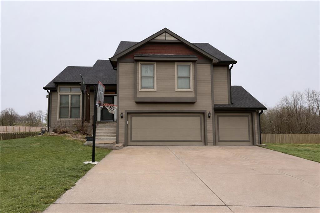 Listing Photo MLS #HMS2610740