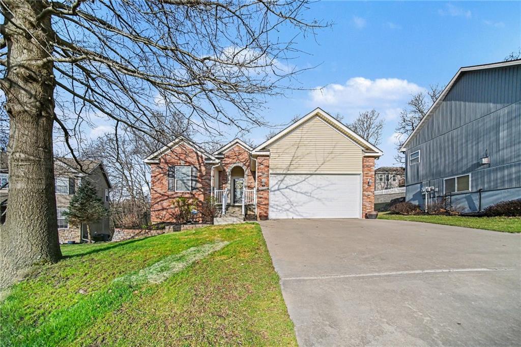 Listing Photo MLS #HMS2612062