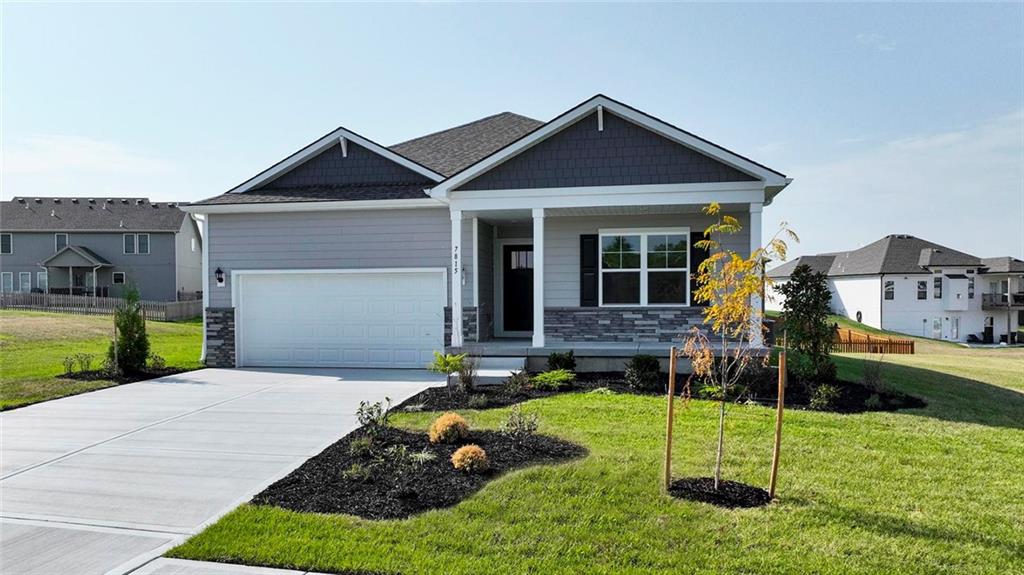 Listing Photo MLS #HMS2612181