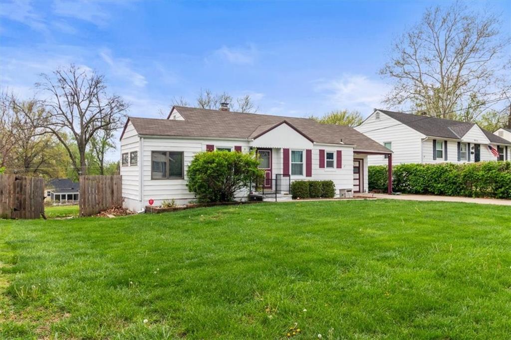 Listing Photo MLS #HMS2612316