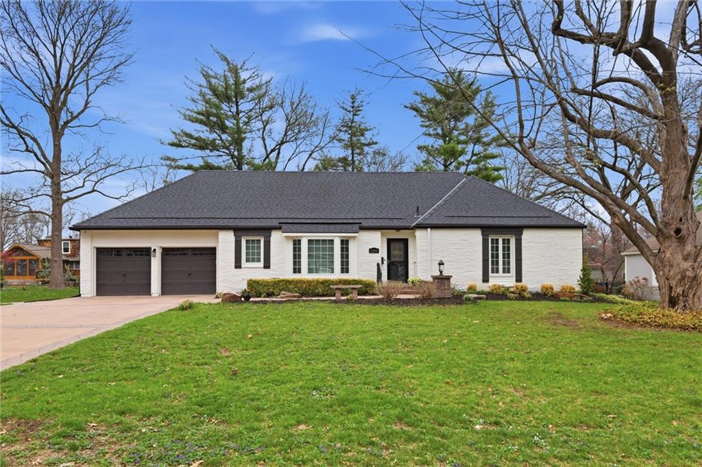 Listing Photo MLS #HMS2612617