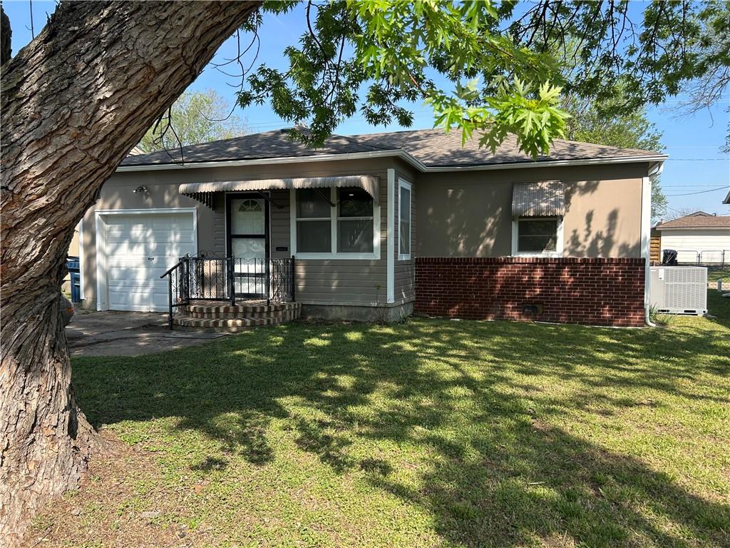 Listing Photo MLS #HMS2612676