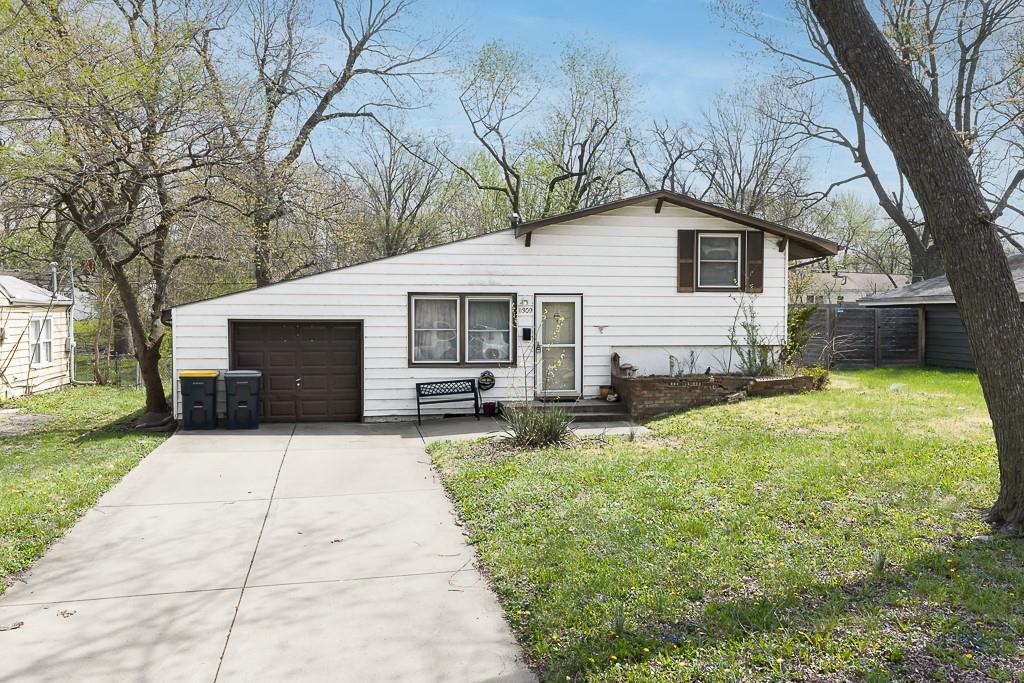 Listing Photo MLS #HMS2612685
