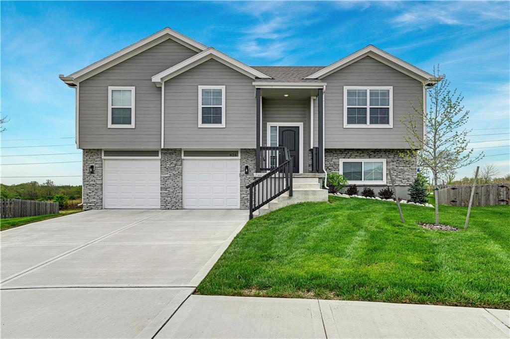 Listing Photo MLS #HMS2612888