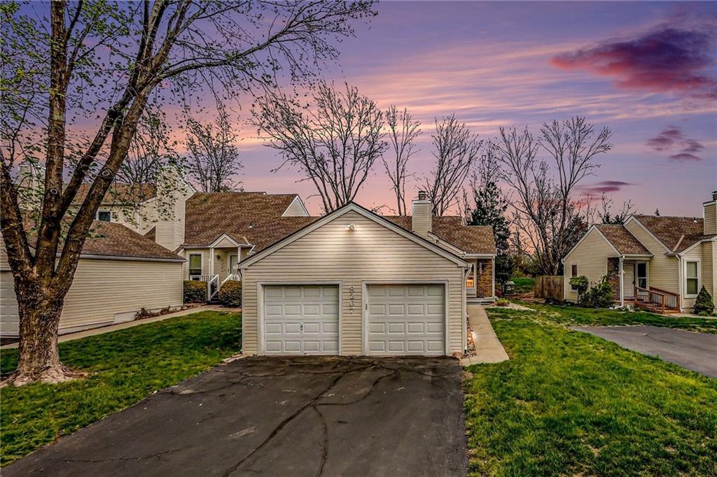 Listing Photo MLS #HMS2613010