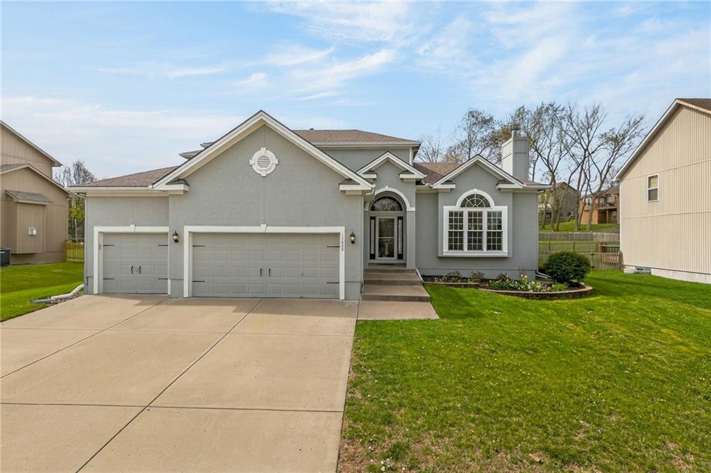 Listing Photo MLS #HMS2613025