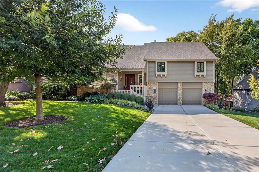 Listing Photo MLS #HMS2613052