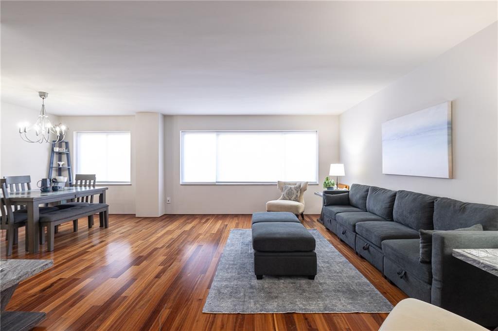 Listing Photo MLS #HMS2613433