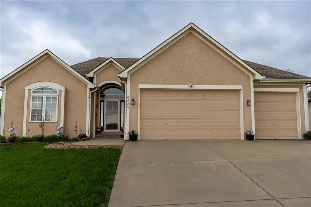 Listing Photo MLS #HMS2614046