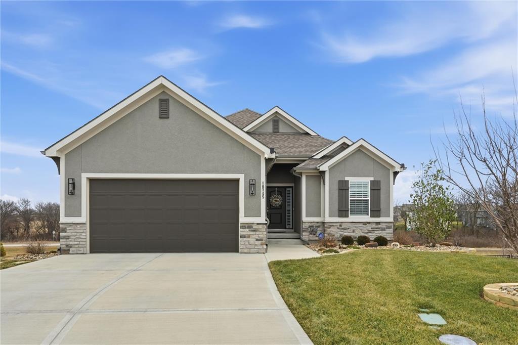 Listing Photo MLS #HMS2614108