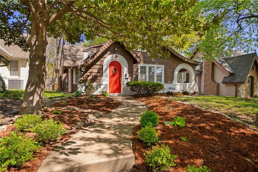 Listing Photo MLS #HMS2614486